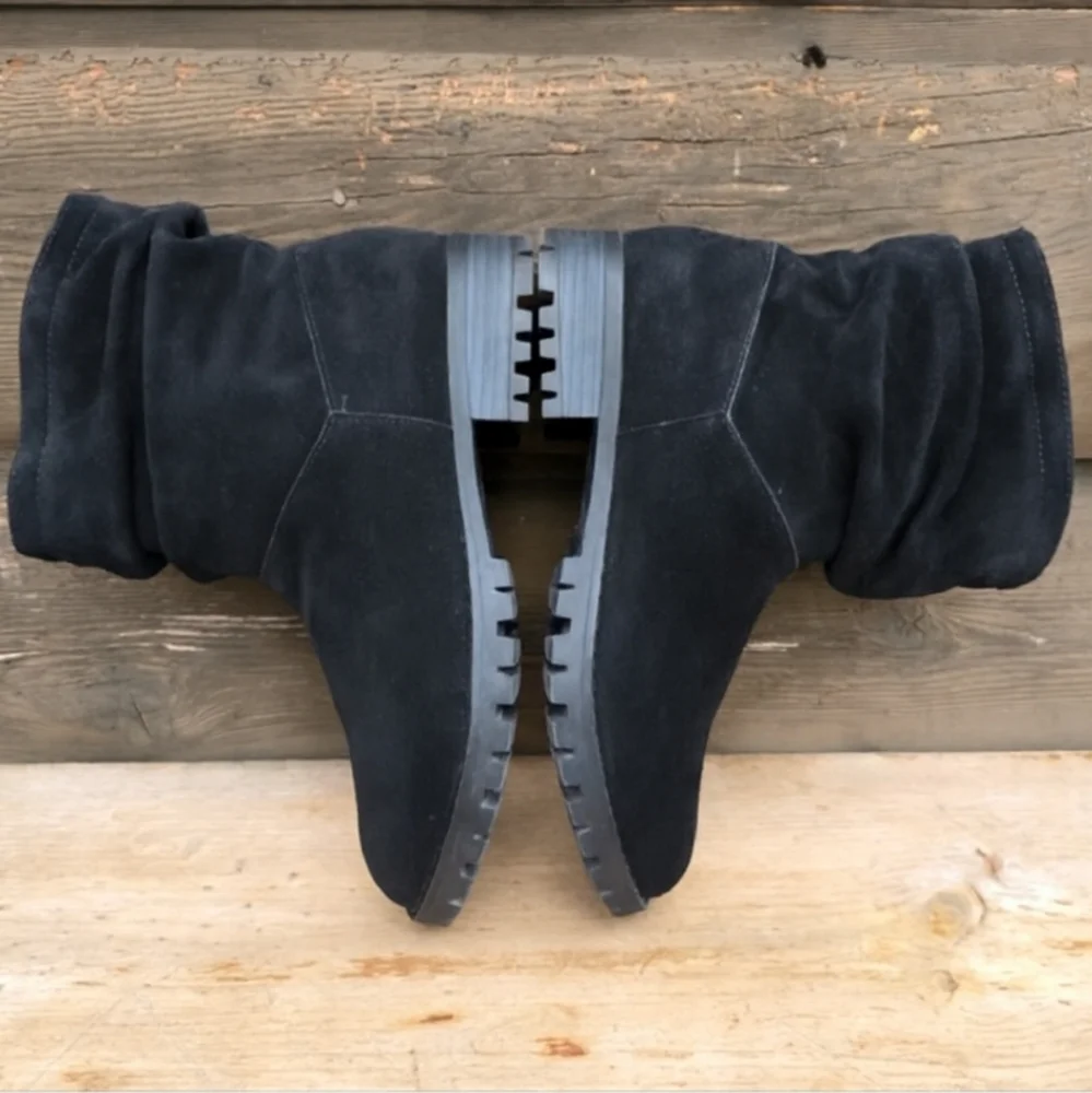 Chinese Laundry Flip Moto Minimalist Suede Slouch Lug Sole Bootie 6.5M